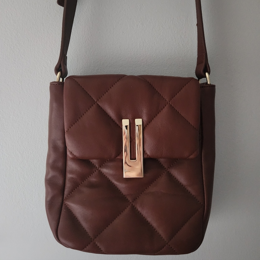 VINCE CAMUTO Chocolate Brown quilted leather crossbody bag with gold hardware
